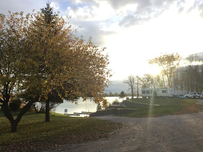 Summer Sands Lake Club Picture 5