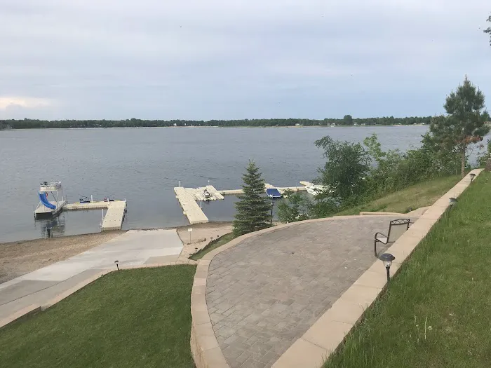 Summer Sands Lake Club Picture 10