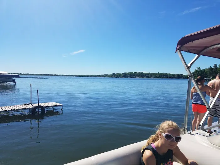 Oak Cove Resort & Marine Picture 1