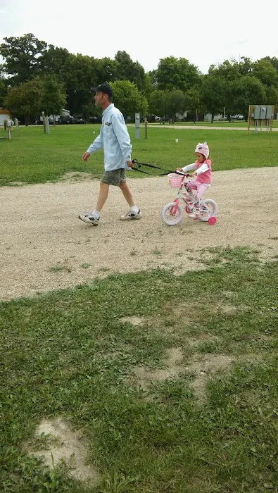 Lake Cameron RV Park and Campground Picture 2