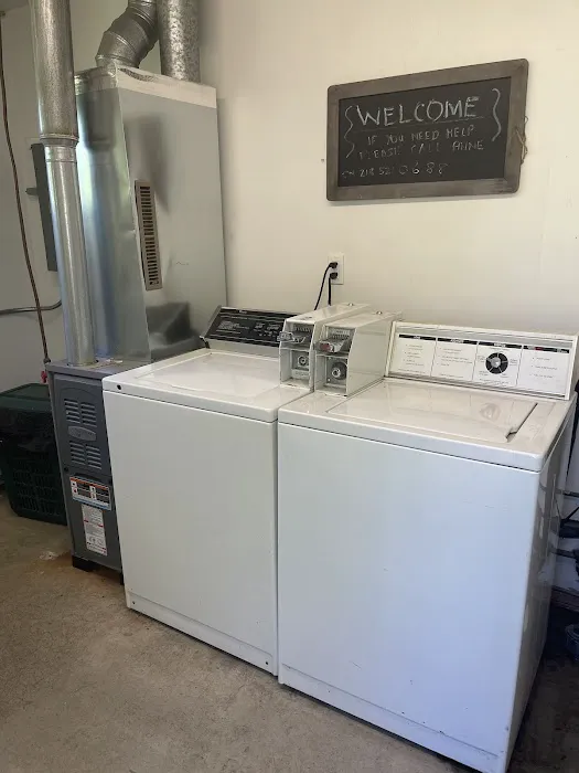 2Annes Lakeside RV Park Picture 4