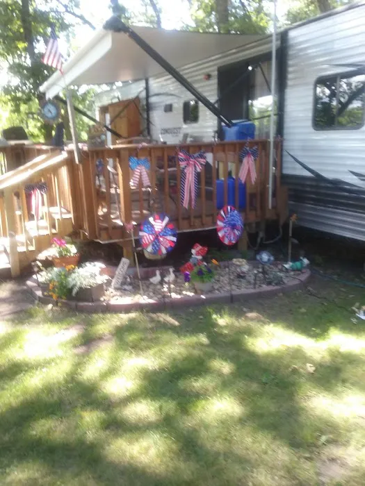 Golden Pond Campground LLC Picture 4