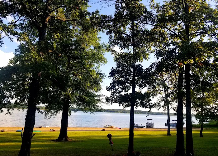 Camp Kiwanis on Pat Mayse Lake Picture 8