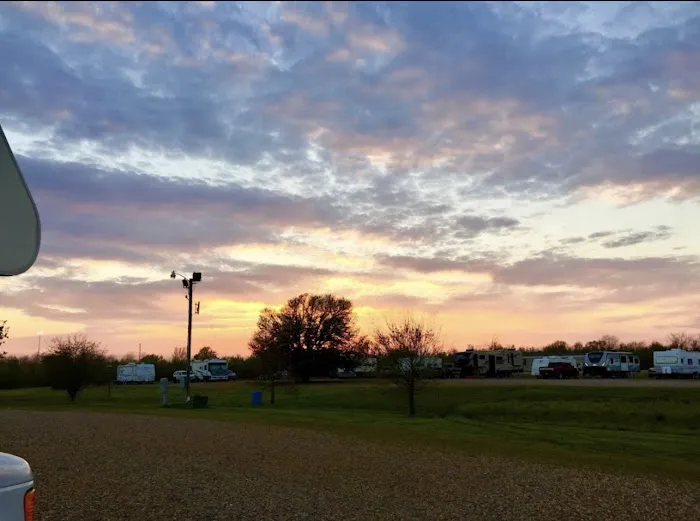 Sunrise RV Park Picture 7