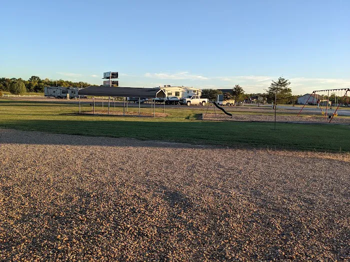 Sunrise RV Park Picture 9