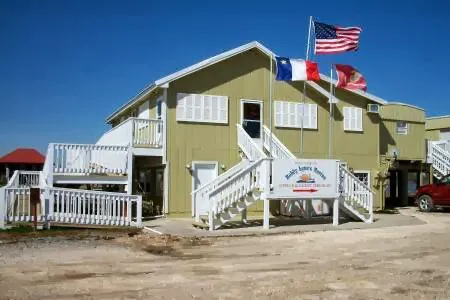 Bobby Lynn's Marina Inc & RV Park Picture 2