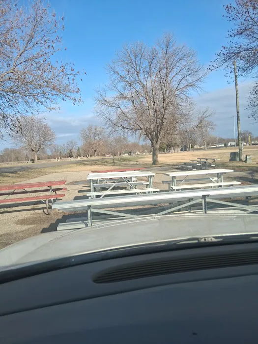 Lake Farley campground Picture 2