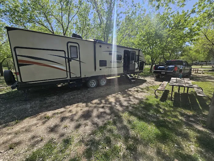 Walleye Point Campground Picture 4