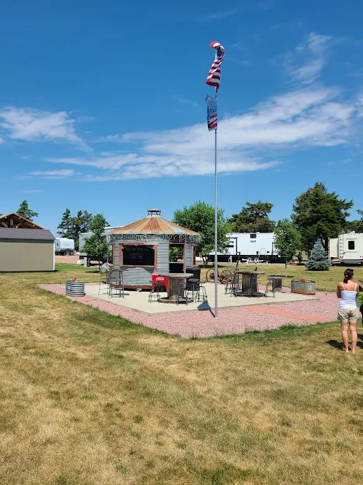 Shady Cedar Campground Picture 9