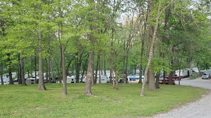 Caplinger Woods RV & Campground Picture 7