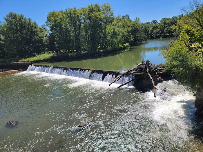 Caplinger Woods RV & Campground Picture 5