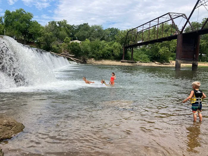 Kimmys At Caplinger Picture 4