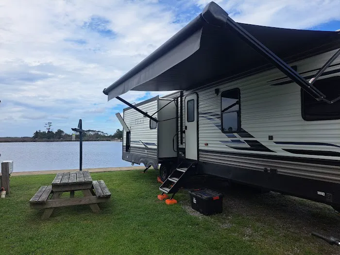 The Refuge on Roanoke Island Picture 9