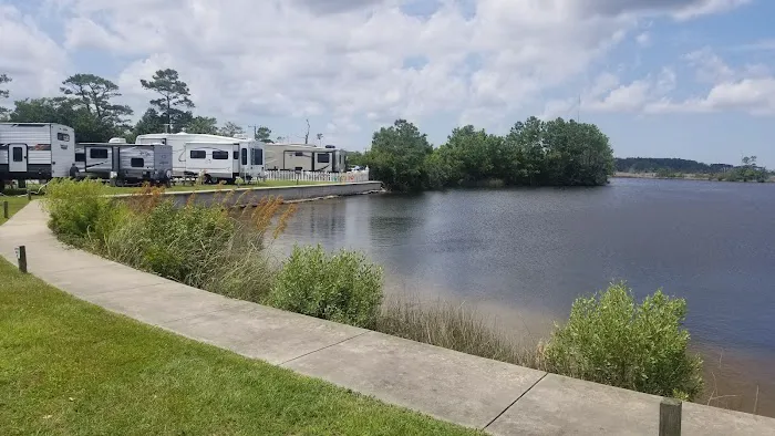 The Refuge on Roanoke Island Picture 6