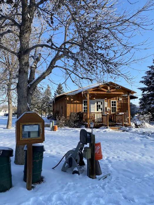 Lazy R Campground & Cabins Picture 9