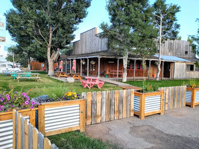 Lazy R Campground & Cabins Picture 3