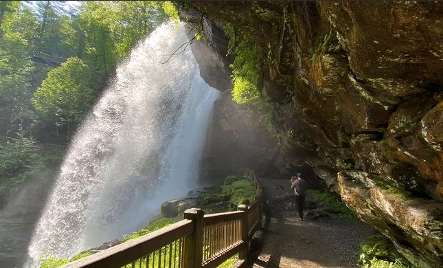 How to Camp Near Dry Falls & Inlets: Tips for a Memorable Wilderness Adventure