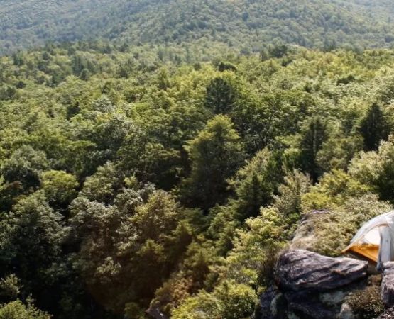 Best U.S. Campgrounds for Cliff-Face Campsites