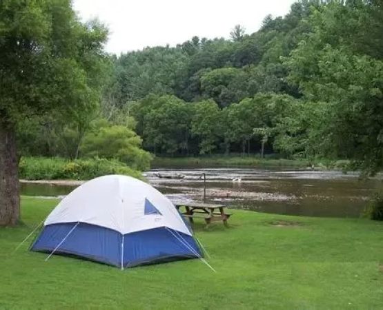 How to Camp During Daylight Saving Time Changes | Pine Cliff Resort