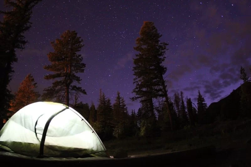 How to Choose a Campsite for Stargazing — Light Pollution and Setup Tips