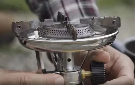 How to Choose and Use a Camping Stove: Gas, Propane, or Wood?