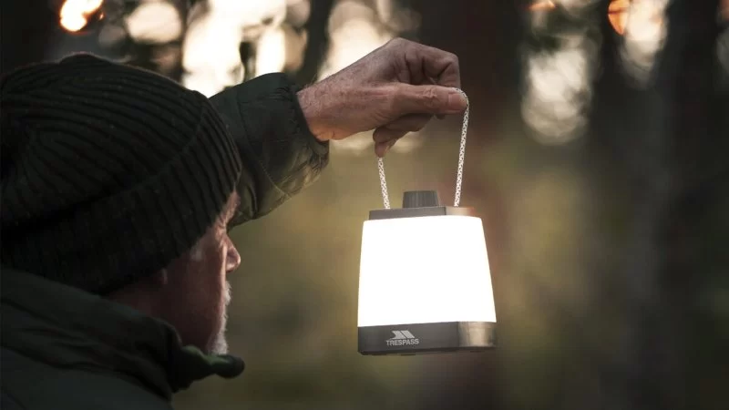 How to Choose the Right Lighting System for Safe, Comfortable Nights at Camp