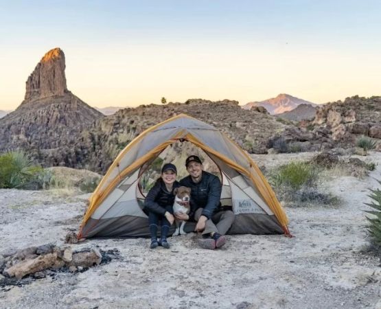 How to Plan a Camping Trip That Balances Minimalism, Comfort, and Adventure